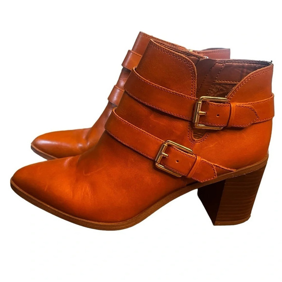 Franco Sarto Booties size 8.5 in excellent like-new condition with zips on side - Picture 4 of 5